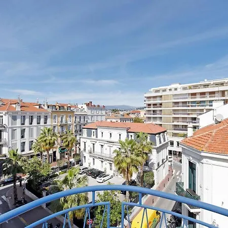Modern 2 Bedrooms In The Centre Apartment Cannes